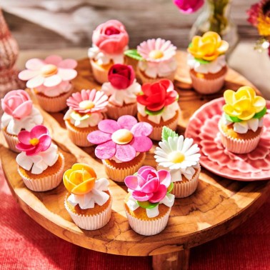 Flowers in edible waffle Primula 12 pieces