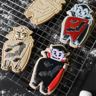 Set 3 cutter disturbing characters PME
