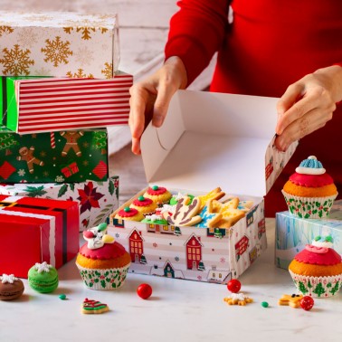 Boîte heureuse pour les bonbons d'étoile de Noël 18x13.5x7.5 h cm