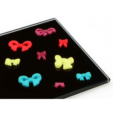 Stampo in silicone fiocchetti piccoli -  in vendita su Sugarmania.it