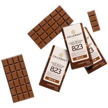 75 pezzi x 13,5 g Napolitains cioccolato al latte 823 Callebaut  - Callebaut in vendita su Sugarmania.it