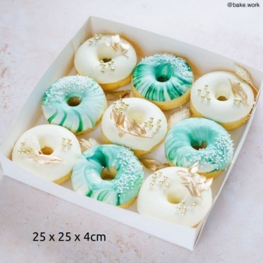 Scatola per donuts e biscotti 25 x 25 x 4cm con finestra - Sugarmania in vendita su Sugarmania.it